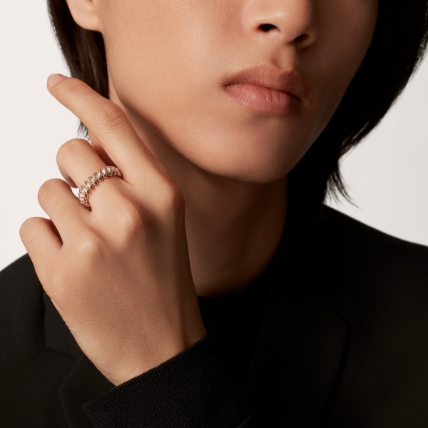 Anillo Clash de Cartier, tamaño pequeño, pavé Oro rosa, diamantes